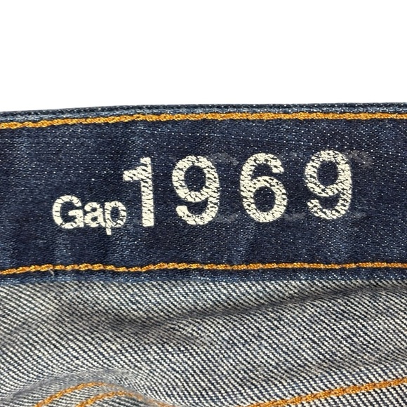 EUC GAP 1969 Women's Dark Indigo Real Straight Leg Jeans 30R - Picture 10 of 13